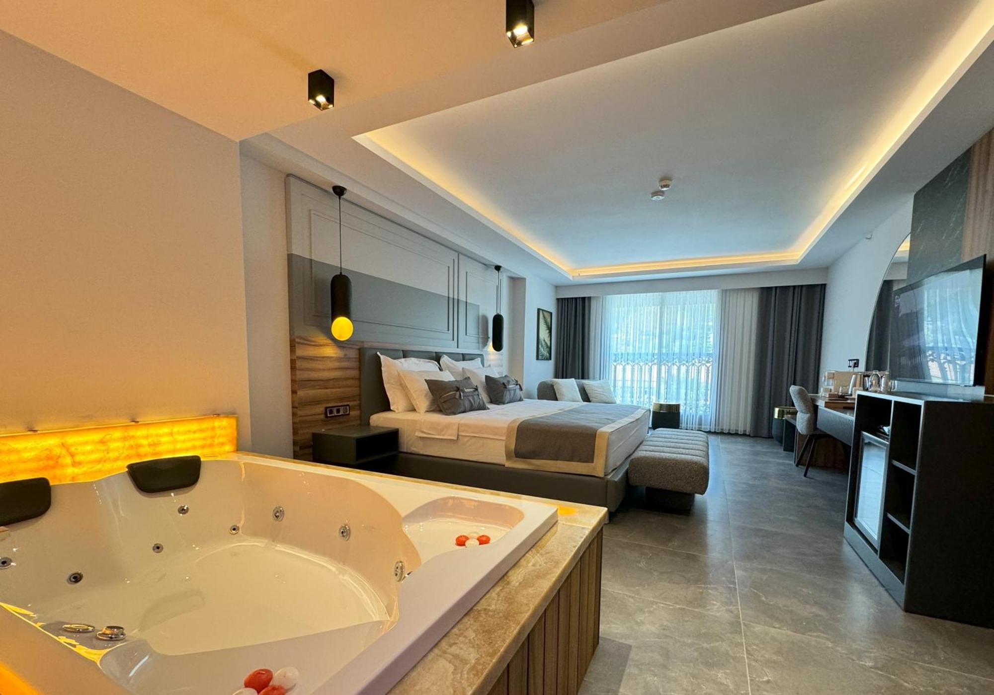 Telmessos City Hotel- Adults Only Fethiye Eksteriør bilde